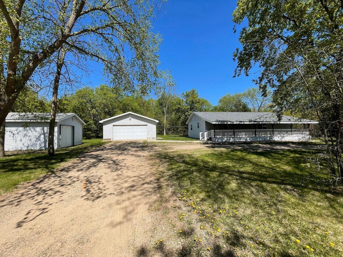 13651 Lakeview Cir SE, Brainerd, MN 56401 House Rental in Brainerd