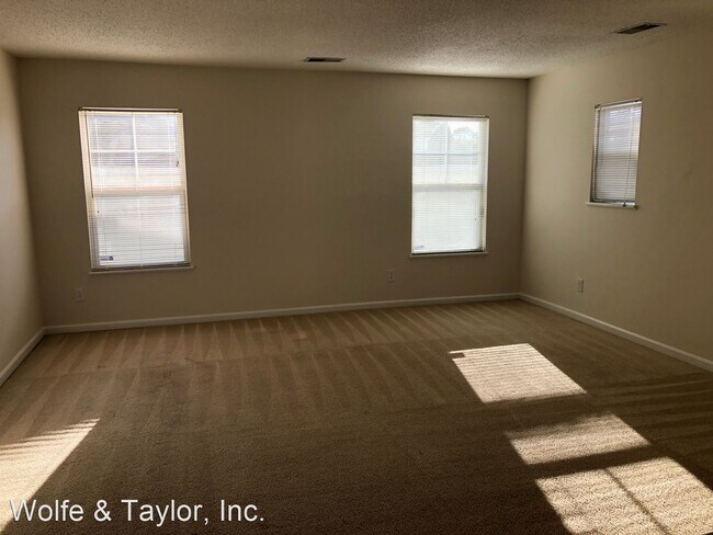 Foto del edificio - 4 br, 3.5 bath House - 232 Bassett Loop