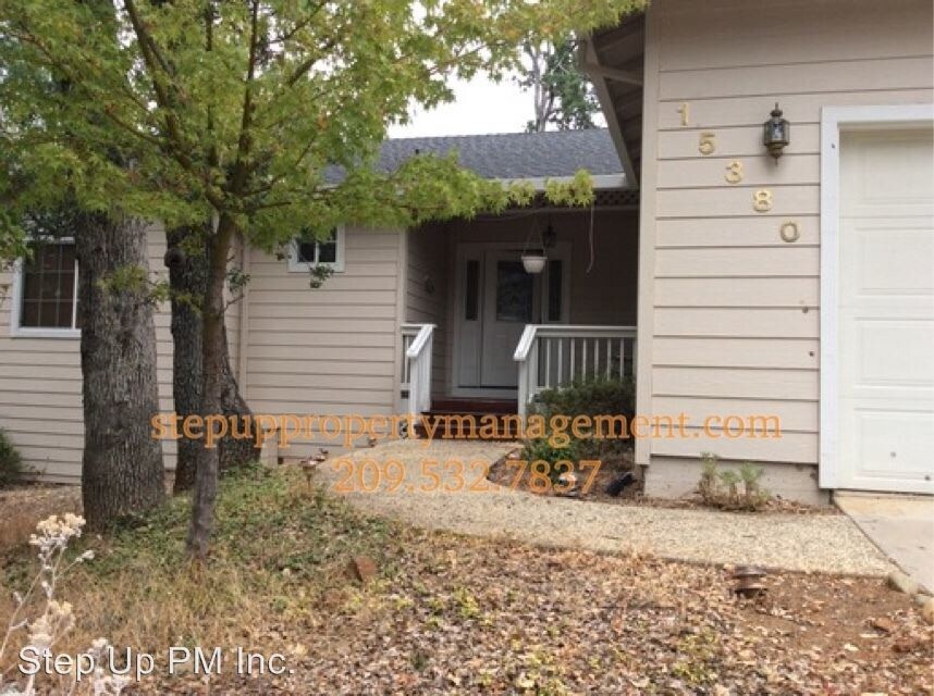 Primary Photo - 15380 Camino Del Parque Rd N