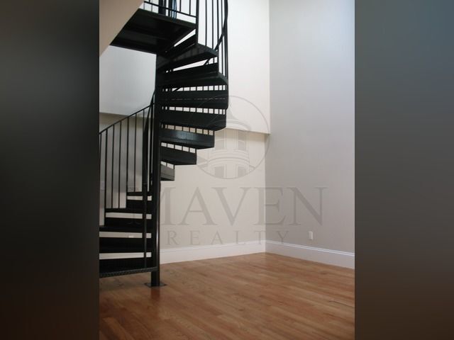 Foto del edificio - Davis Square / Alewife area, deleaded 2.5 ...