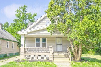 Building Photo - 4126 E 141st St