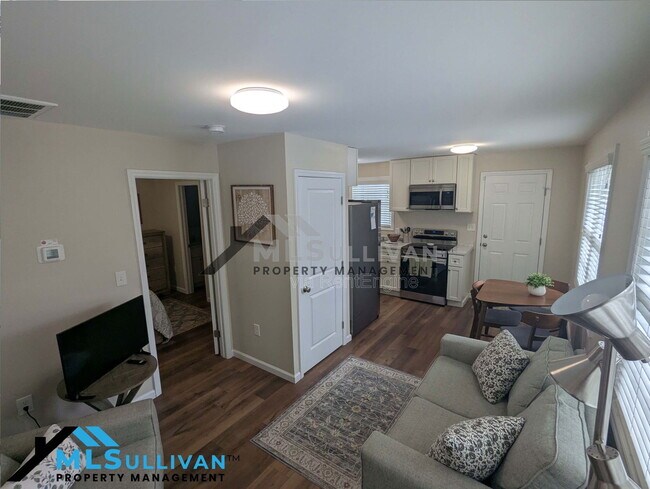 Foto del edificio - 2130 Sovereign St