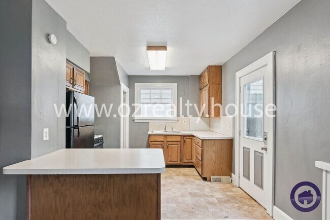 Foto del edificio - 1728 Loxley Rd