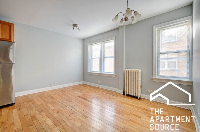 Foto del edificio - 4542 W George St