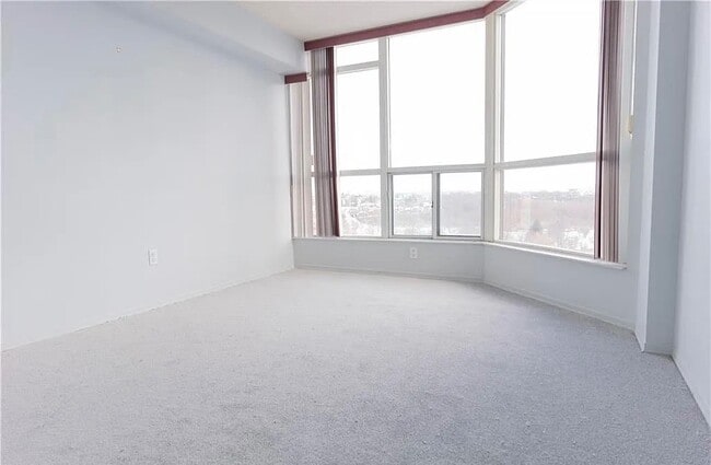 Foto del edificio - 1020 Warburton Ave