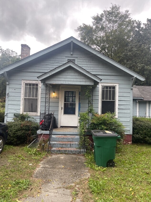 2 Bedroom in Clinton House for Rent in Clinton, SC