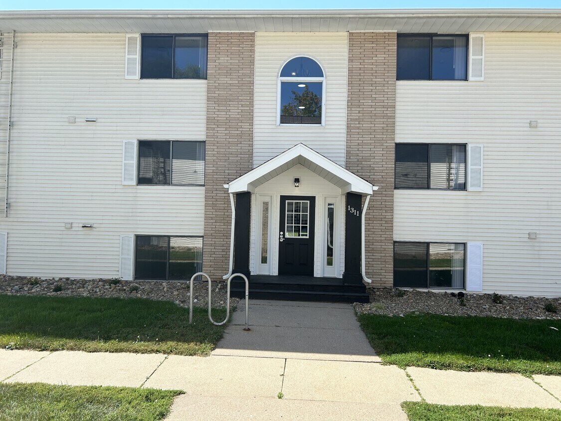 Foto del edificio - 1315 Oakland Rd NE
