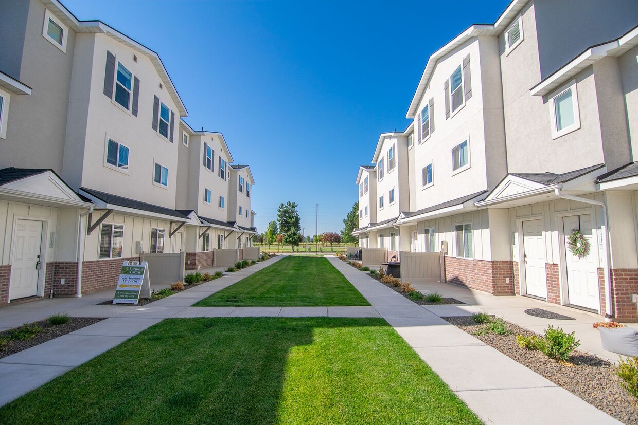 Primary Photo - Beautiful 3-Story Payton in Nampa! Now Lea...