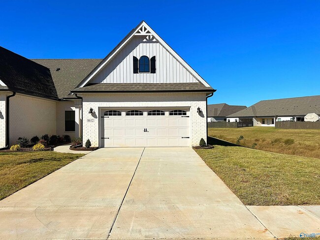 Building Photo - 8612 Quinn Dr