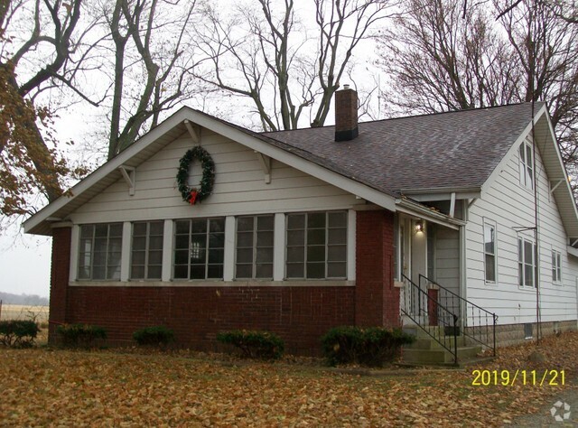 Building Photo - 5912 W 200 S