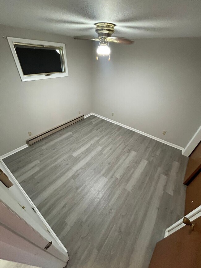 Foto del edificio - 104-110 Maple Lane