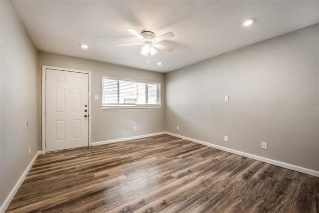 Building Photo - 4722 Reiger Ave