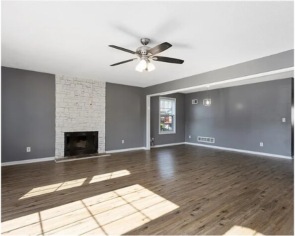 Foto del edificio - 14011 Dunbar Ct