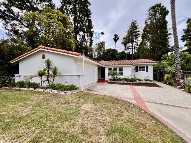 Building Photo - 26573 Basswood Ave