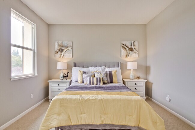 Foto del edificio - 682 Cedarville Ln