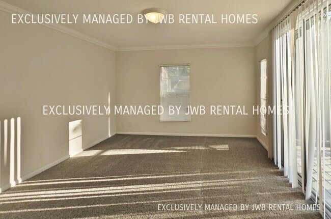 Foto del edificio - 7603 McCowan Dr