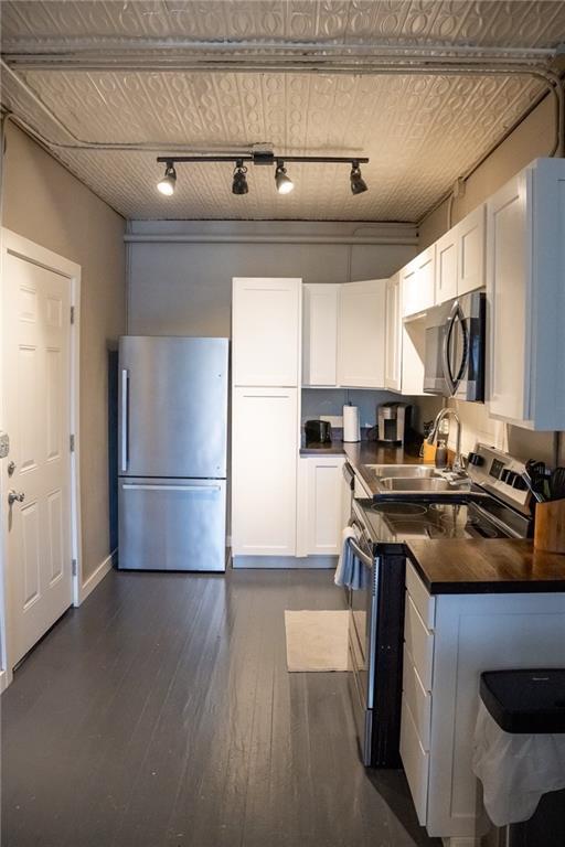 Foto del edificio - 4304 S Main St