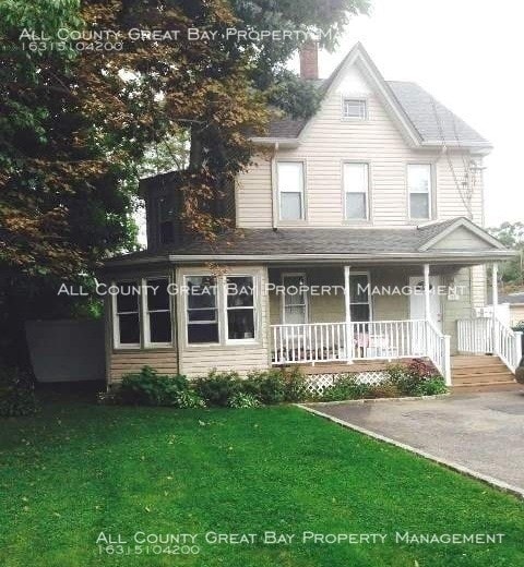 Primary Photo - 2 Bedroom 2nd floor Floor Rental