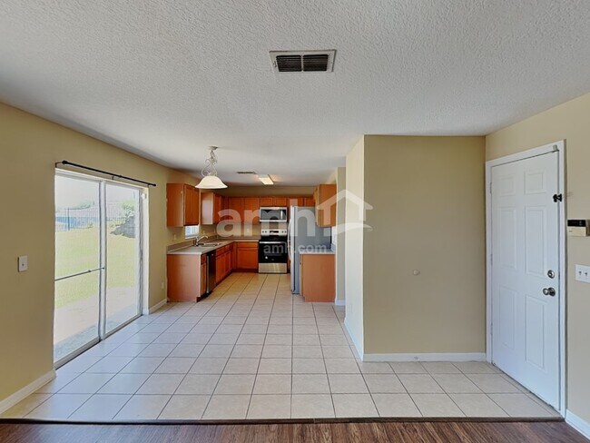 Foto del edificio - 357 Sky Valley St