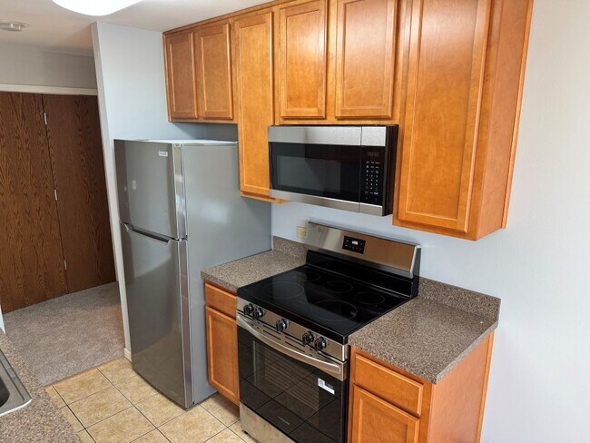 Foto del edificio - 5950 Oakwood Dr