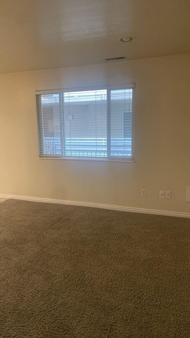 Building Photo - Great One Bedroom near Provo Rec Center, U...