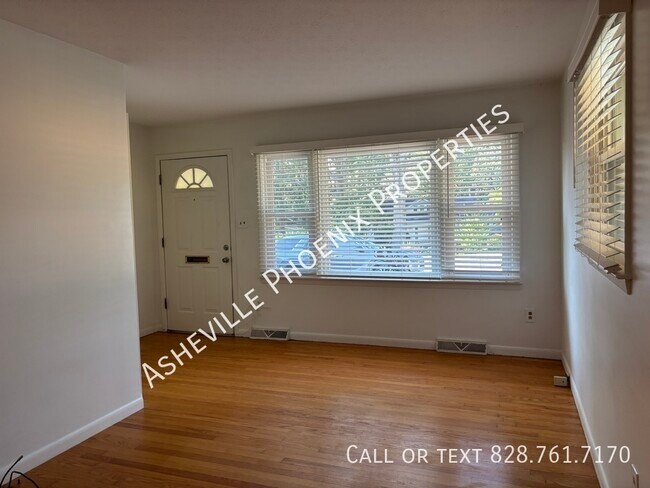 Foto del edificio - 726 Fairview Rd