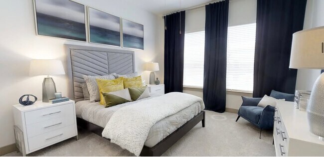 Foto del edificio - 5005 Galleria Dr