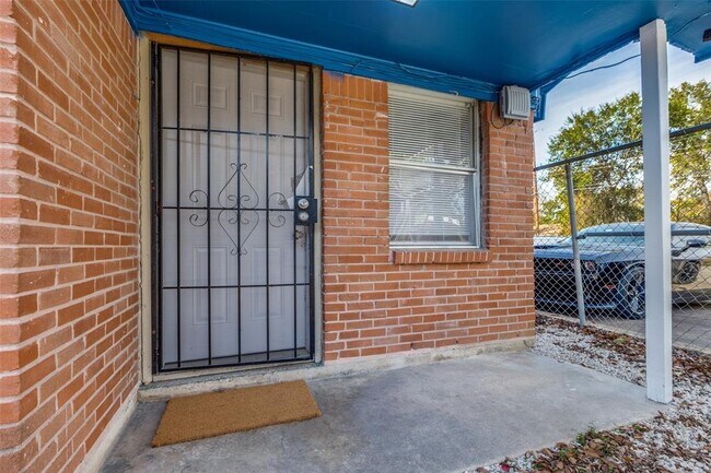 Foto del edificio - 4812 Cruse Rd