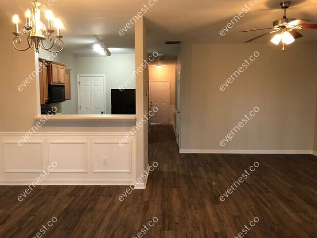 Building Photo - 4295 Youngstown Cir