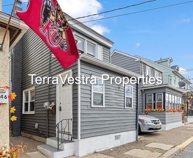 Foto del edificio - 2 Bed Single Family in Gloucester City! El...