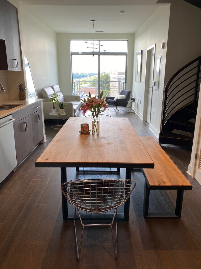 Foto del edificio - 2550 17th St NW
