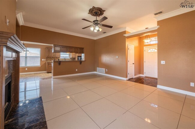 Building Photo - 6027 Laci Ln