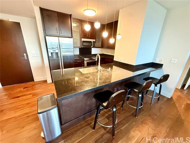 Building Photo - 1189 Waimanu St