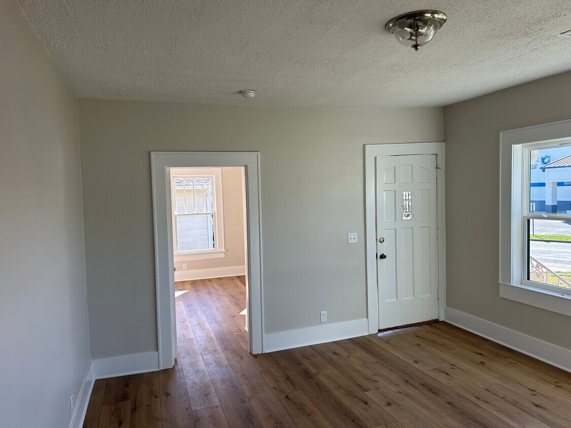 Photo - 105 Cross St (Chattanooga, TN)