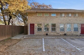 Building Photo - 1200 Tyra Ln