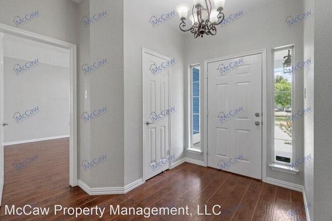 Building Photo - 3 br, 2 bath House - 9405 Waterman Dr.