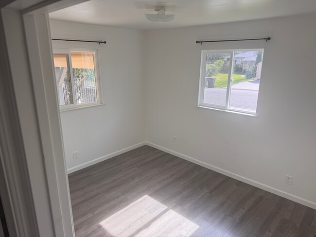 Building Photo - 2321-2321 Pamela Ln