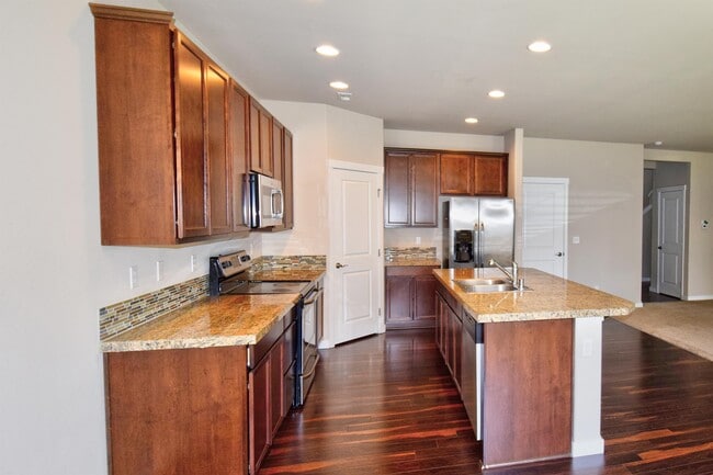 Foto del edificio - 5207 51st Way SE