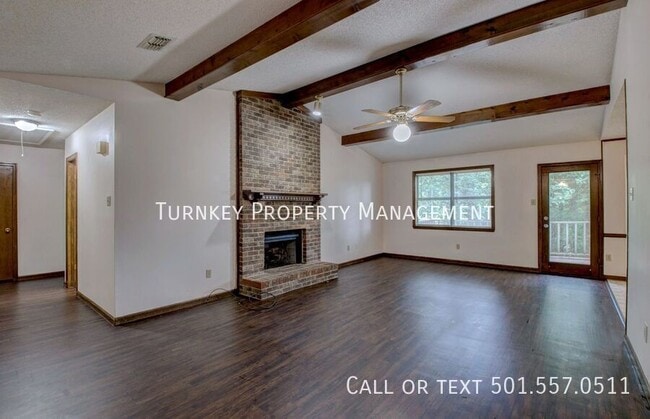 Building Photo - 811 Cedar Ridge Dr