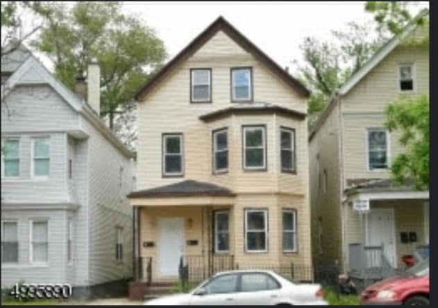 Primary Photo - 144 Steuben St
