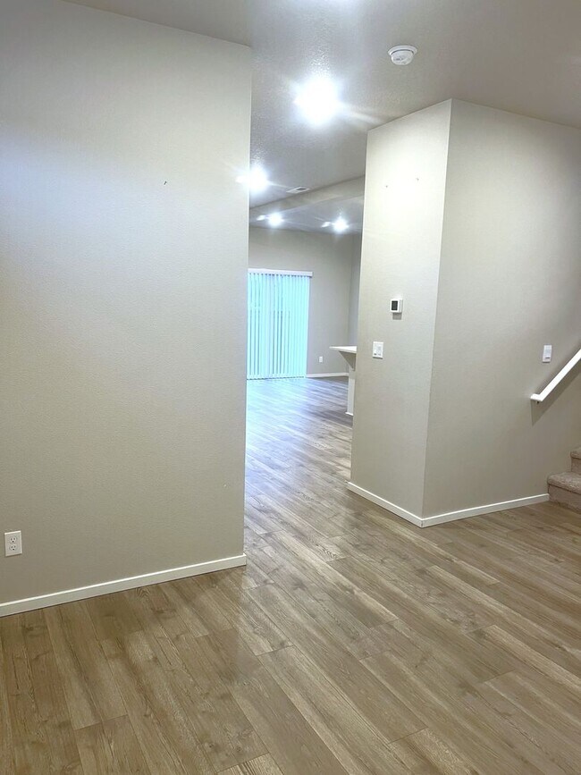 Building Photo - Beautiful Home located in Brookside at Ple...