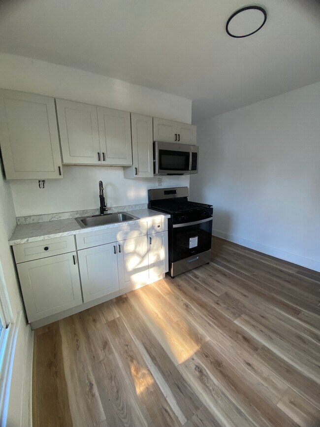 Foto del edificio - 521 N 33rd St