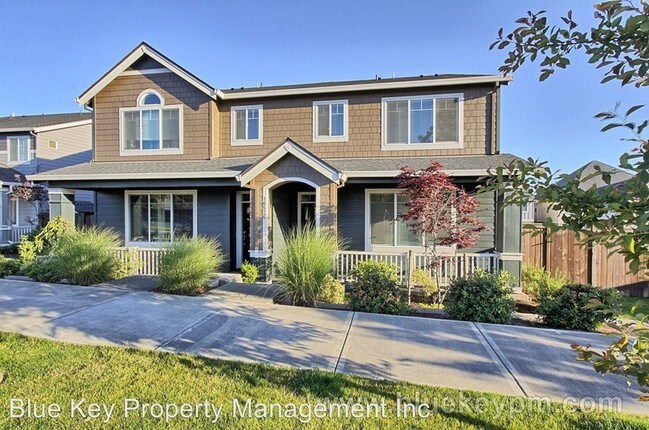 Building Photo - 3 br, 2.5 bath House - 16576 NW Brugger Rd