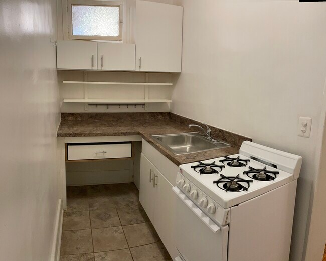 Foto del edificio - 1024 N Calvert St