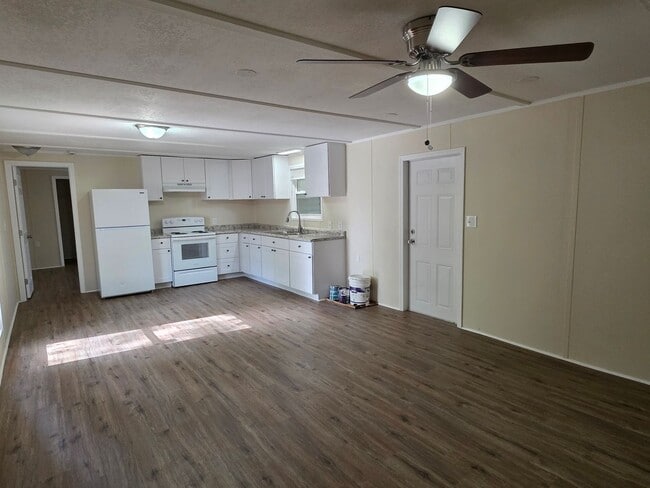 Foto del edificio - 6308 6th Ave