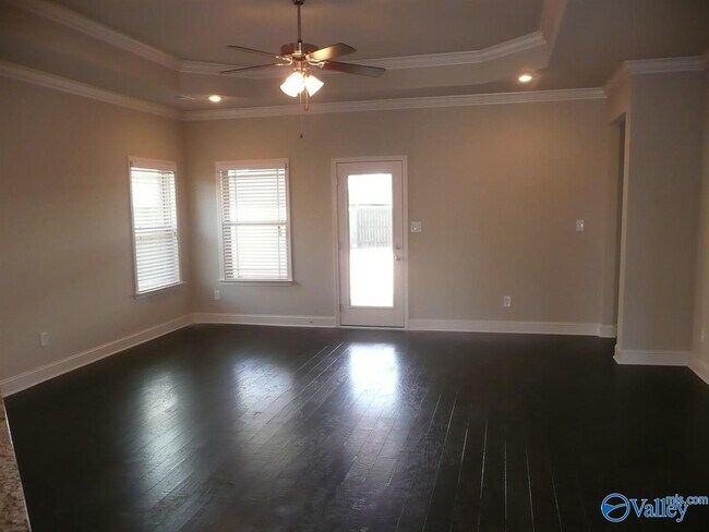 Foto del edificio - 137 Pembridge Ln