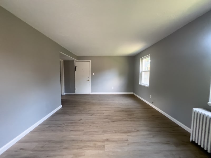 Photo - 10306 Shaker Blvd (Cleveland, OH)