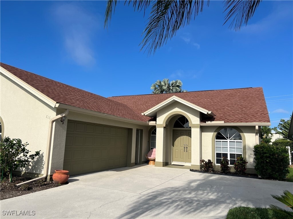 Foto principal - 816 Belville Blvd