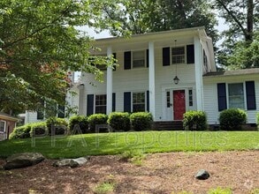 Building Photo - 2115 Churchill Dr
