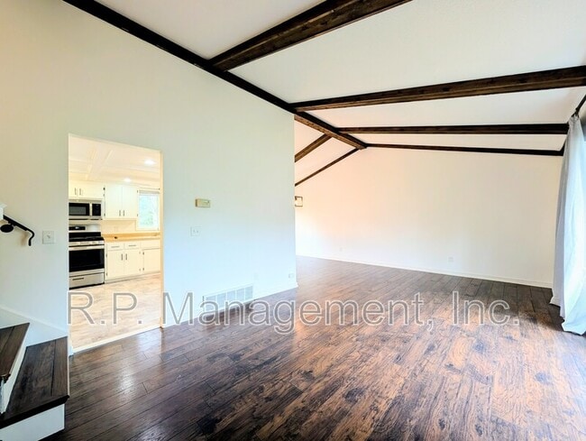 Foto del edificio - 4382 Rosebriar Ave